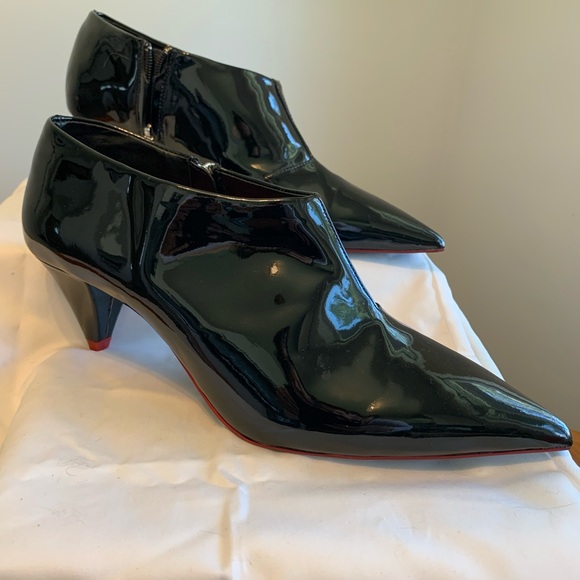 NWOT Zara black patent booties. Bring on the Spring Rain! - Picture 1 of 10